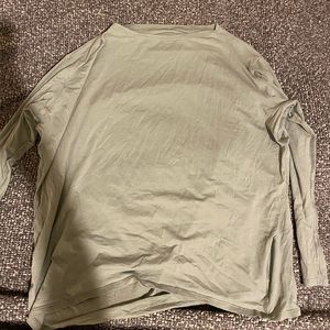 Lululemon flowy long sleeve